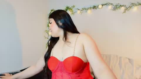 Snapshot of amara_vega chatting on June 2026 08:35:02 AM Amara Vega online show from June 2026 08:35:02 AM