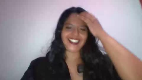 Snapshot of amara_vela chatting on June 2026 12:13:01 AM Amara Vela online show from June 2026 12:13:01 AM