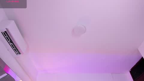 Snapshot of amaralewis chatting on July 2026 01:04:01 PM AMARA online show from July 2026 01:04:01 PM