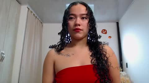 Snapshot of amaranta_f00x chatting on October 2025 12:27:01 PM Amaranta online show from October 2025 12:27:01 PM
