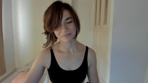 Snapshot of amaranthaajames chatting on February 2025 09:58:01 PM Amarantha online show from February 2025 09:58:01 PM