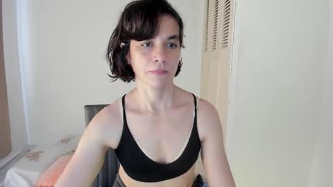 Snapshot of amaranthaajames chatting on September 2025 08:42:02 PM Amarantha online show from September 2025 08:42:02 PM