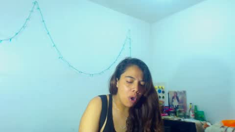 Amara Julia online show from December 2024 07:26:02 PM