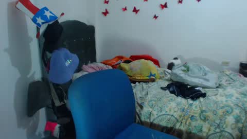 Amara Julia online show from September 2025 01:22:02 AM