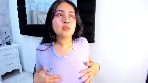 Snapshot of amarawolf chatting on November 2025 09:19:02 PM Amara Wolf online show from November 2025 09:19:02 PM