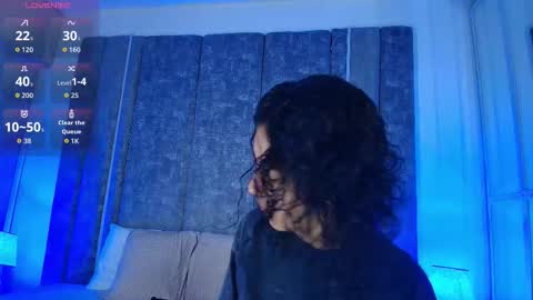 Emily online show from December 2025 11:14:02 AM