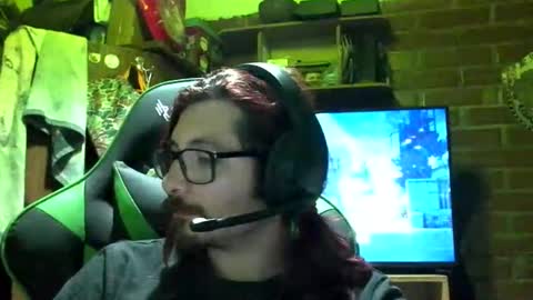 Amaru online show from November 2025 01:55:02 AM