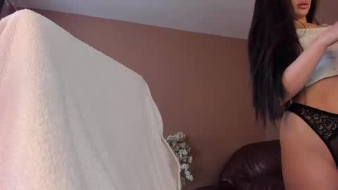 amateur_fitbabex online show from February 2026 07:37:01 AM