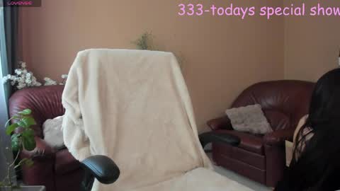 amateur_fitbabex online show from April 2026 05:43:01 AM