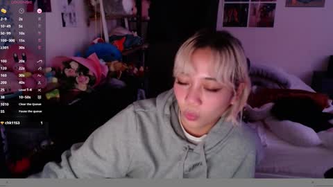 leash online show from February 2025 08:02:02 AM