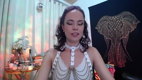 Snapshot of amatista_riveera chatting on December 2024 11:46:02 PM Amatista Next stream 9 DEC 1 PM COLOMBIAN TIME miss u and love u online show from December 2024 11:46:02 PM