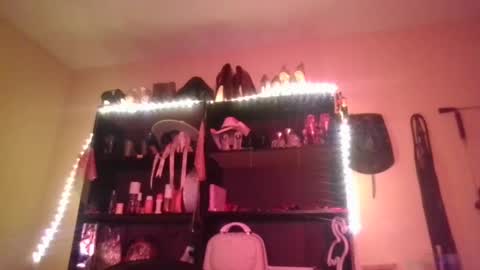 Snapshot of amayamillarodriguez chatting on December 2024 08:48:01 AM amayamillarodriguez online show from December 2024 08:48:01 AM