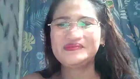 amazing angel online show from October 2025 02:01:02 AM