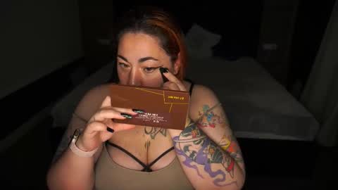 Ellie online show from November 2025 11:05:01 PM