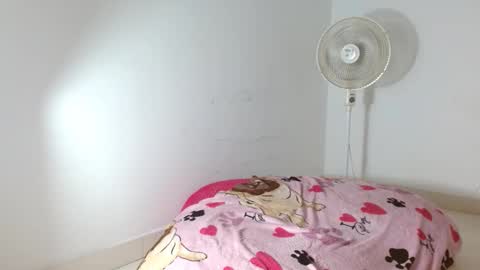 Snapshot of ambar69noir chatting on March 2026 07:03:01 PM HAMBAR online show from March 2026 07:03:01 PM