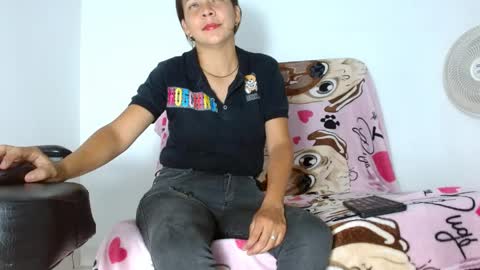 Snapshot of ambar69noir chatting on April 2026 08:39:01 PM HAMBAR online show from April 2026 08:39:01 PM