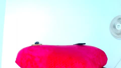 Snapshot of ambar69noir chatting on April 2026 11:53:02 PM HAMBAR online show from April 2026 11:53:02 PM