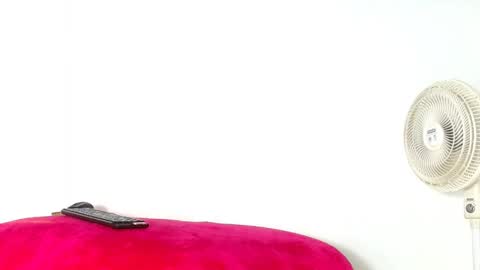 Snapshot of ambar69noir chatting on April 2026 11:43:02 PM HAMBAR online show from April 2026 11:43:02 PM