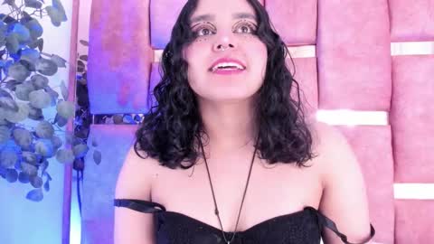   online show from October 2025 07:03:01 PM