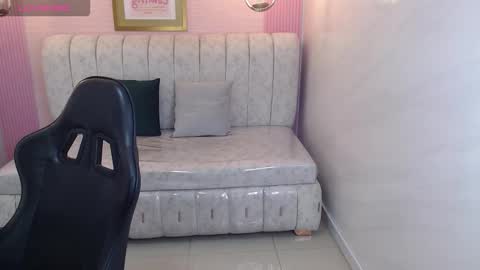 Ambar online show from October 2025 03:02:02 AM