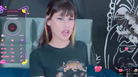 Snapshot of ambardupont chatting on February 2026 09:40:02 PM Ambar online show from February 2026 09:40:02 PM