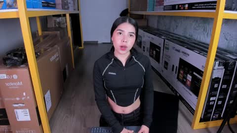 Ambarina  online show from April 2026 11:21:02 AM