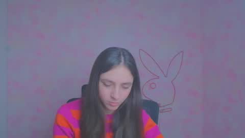 Snapshot of amber__r chatting on February 2026 06:42:01 AM Amber online show from February 2026 06:42:01 AM