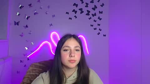 Amber online show from April 2026 07:58:01 PM