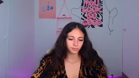 Snapshot of amber__r chatting on July 2026 05:33:02 AM Amber online show from July 2026 05:33:02 AM