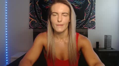 Amber online show from September 2025 01:34:02 PM