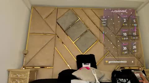 Snapshot of amber_adams_ chatting on September 2025 05:14:02 PM Amber online show from September 2025 05:14:02 PM