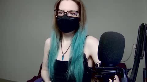 Snapshot of amber_candyfloss chatting on January 2025 11:54:01 PM Amber non-nude model online show from January 2025 11:54:01 PM