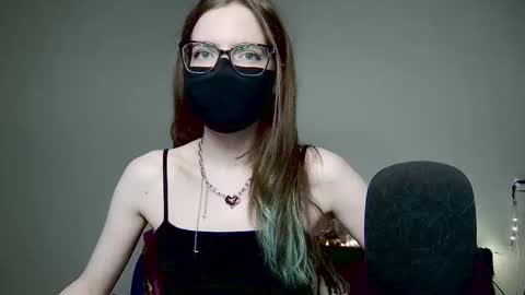 Amber non-nude model online show from November 2025 11:26:01 PM