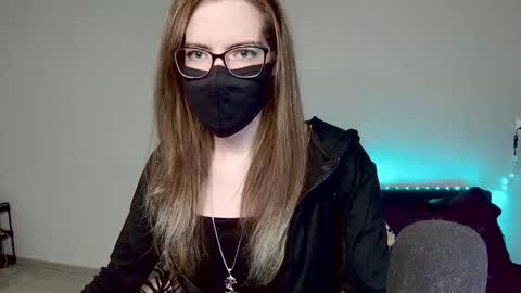 Amber non-nude model online show from March 2026 01:41:02 AM