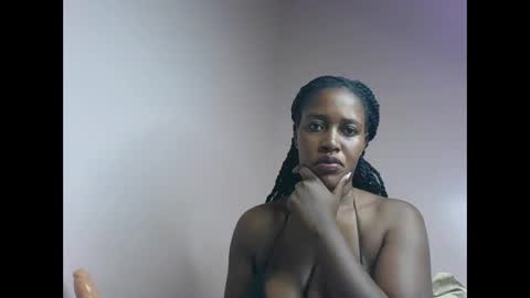 amber_cutie2 online show from April 2026 10:22:02 PM