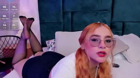 Emily online show from December 2025 06:49:01 PM