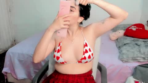 Snapshot of amber_landy1 chatting on April 2026 08:21:01 PM amber online show from April 2026 08:21:01 PM