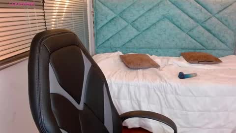 Snapshot of amber_morgan1 chatting on January 2025 10:19:01 AM Amber online show from January 2025 10:19:01 AM