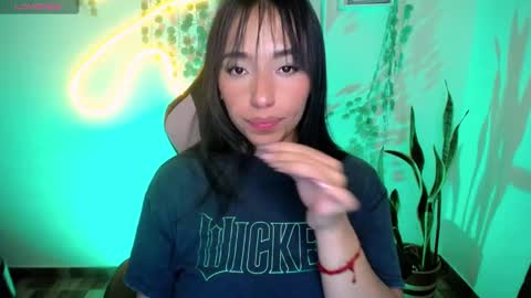 Snapshot of amber_morgan1 chatting on February 2025 07:12:02 AM Amber online show from February 2025 07:12:02 AM