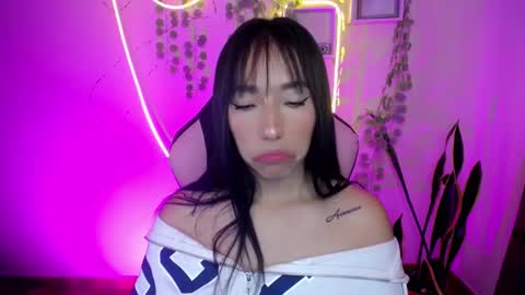 Snapshot of amber_morgan1 chatting on March 2025 03:34:01 PM Amber online show from March 2025 03:34:01 PM