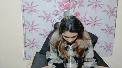 Snapshot of amber_rose06 chatting on June 2026 05:35:01 AM Amber online show from June 2026 05:35:01 AM