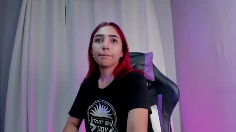 Snapshot of amberbaker21 chatting on February 2025 12:17:02 PM Amber Baker online show from February 2025 12:17:02 PM