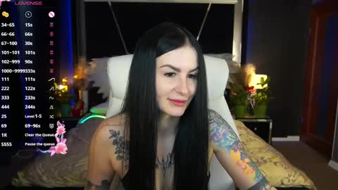 Snapshot of amberdismond chatting on April 2026 06:09:01 AM Anna online show from April 2026 06:09:01 AM