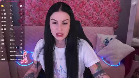 Snapshot of amberdismond chatting on May 2026 05:35:01 AM Anna online show from May 2026 05:35:01 AM