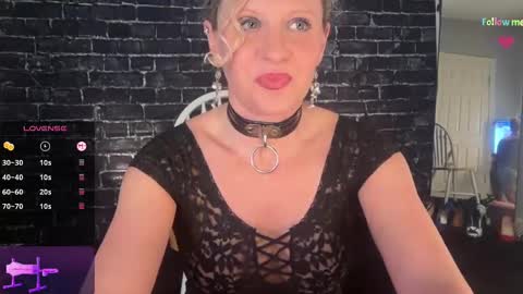 Amber Jade online show from October 2025 12:11:01 AM