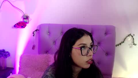 Amber Jeong online show from January 2025 12:04:02 AM