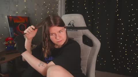 Snapshot of amberlyyy chatting on April 2026 04:41:02 AM my name is Sonya but you can call me your favorite girl 3 online show from April 2026 04:41:02 AM