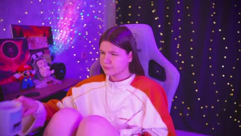 Snapshot of amberlyyy chatting on May 2026 04:43:01 AM my name is Sonya but you can call me your favorite girl 3 online show from May 2026 04:43:01 AM
