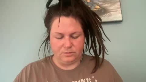 ambermoss7 online show from April 2026 06:16:02 PM