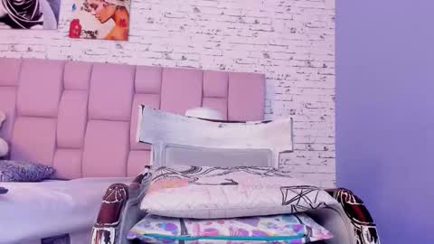 Amber Onassis online show from January 2026 09:42:01 PM